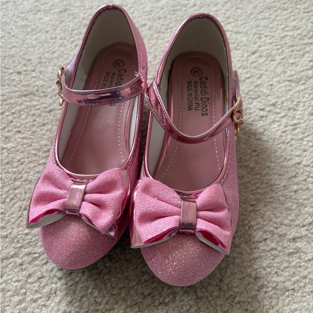 NWT🤍Pink Glitter Kids Shoes🤍 girls size 7-8 age